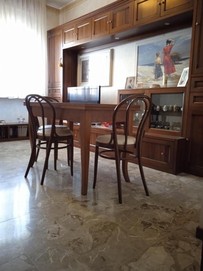 Appartement La Casa Dei Sapori 8 Letti 3 Came 1 Cucina à Mirandola Extérieur photo